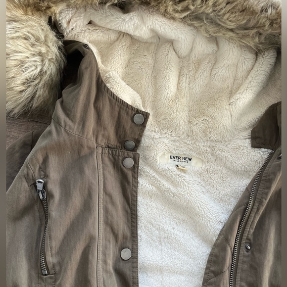 Long winter coat - Picture 3 of 4